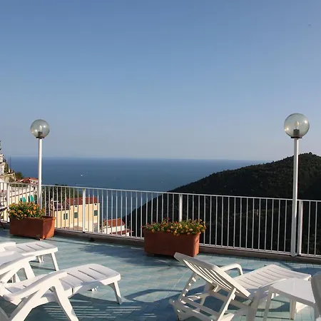 Le Terrazze Di Cristina Bed & Breakfast Vietri sul Mare Exterior photo