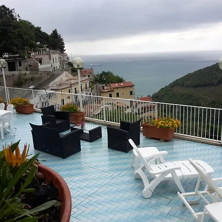 Le Terrazze Di Cristina Bed & Breakfast Vietri sul Mare Exterior photo