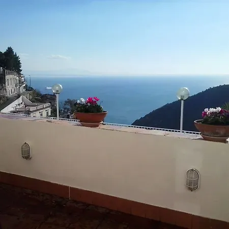 Le Terrazze Di Cristina Bed & Breakfast Vietri sul Mare Exterior photo