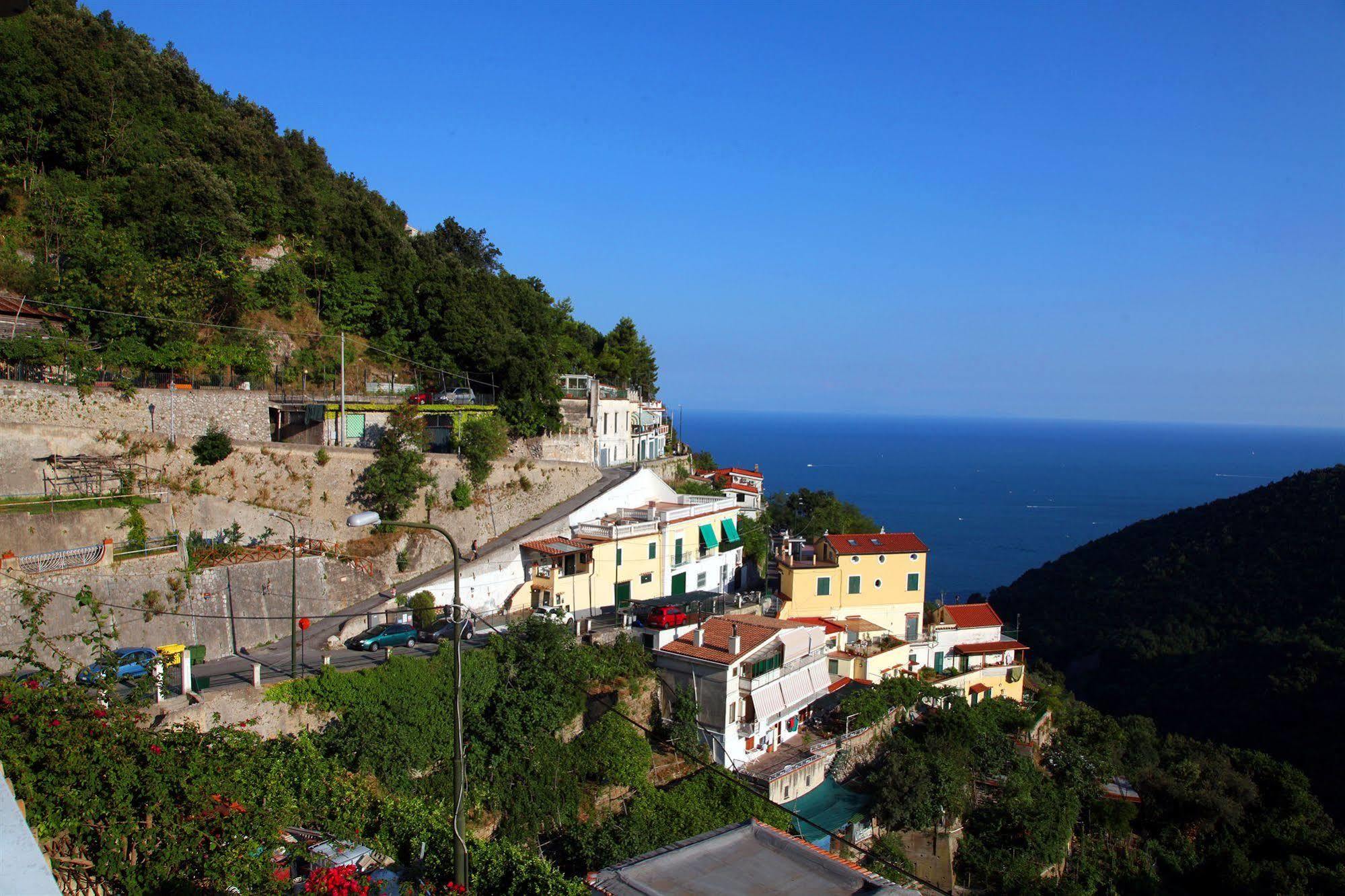 Le Terrazze Di Cristina Vietri sul Mare