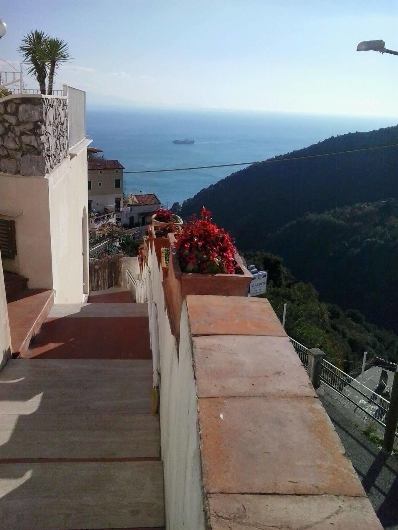 Le Terrazze Di Cristina Bed & Breakfast